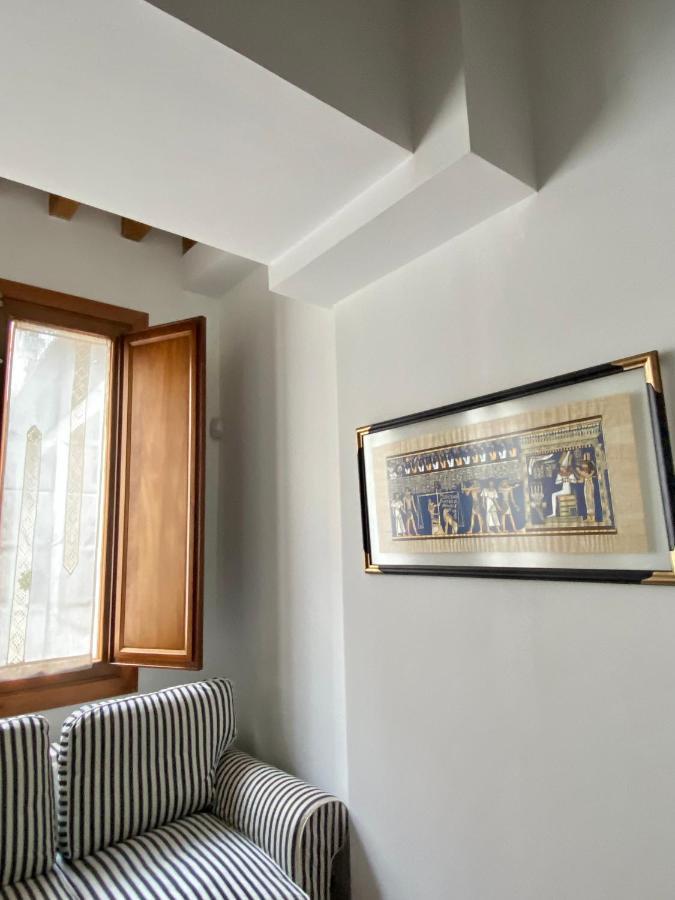 Duplex Toledo Catedral Con Parking Gratis Apartment Exterior photo