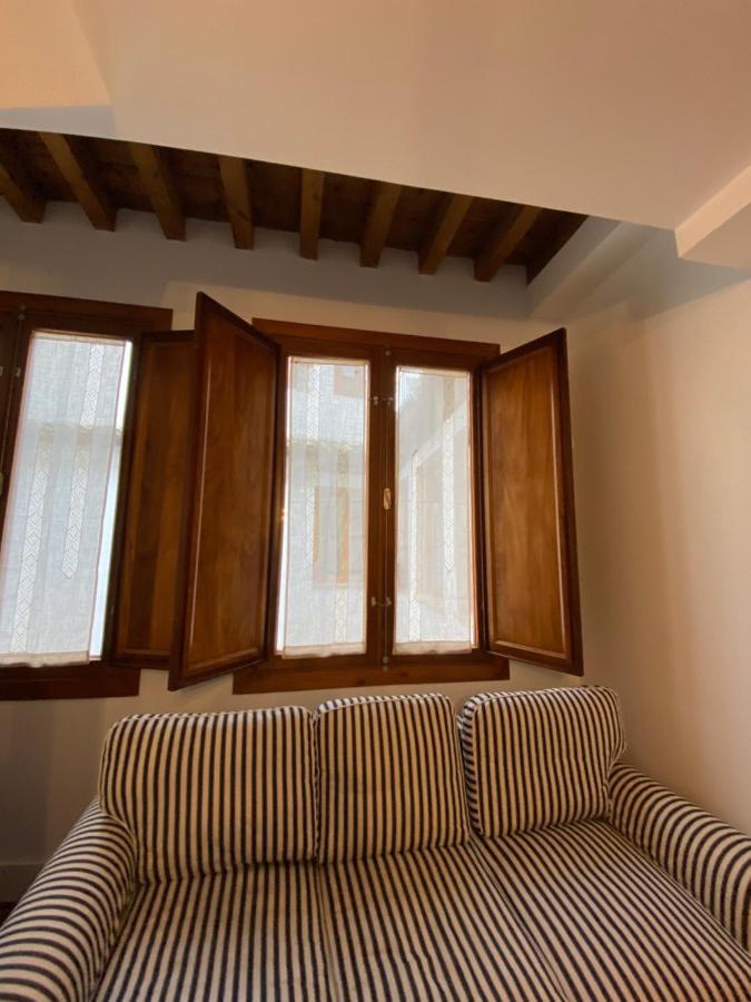 Duplex Toledo Catedral Con Parking Gratis Apartment Exterior photo